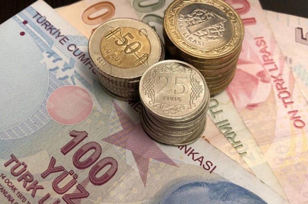 Ιστορικό χαμηλό εξαμήνου για την τούρκικη λίρα