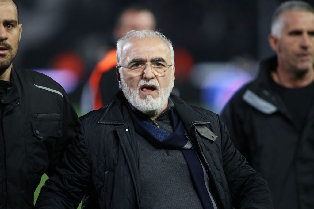 Αποσύρθηκε λόγω Covid η δίκη του Ιβάν Σαββίδη για την είσοδο με όπλο στον αγωνιστικό χώρο