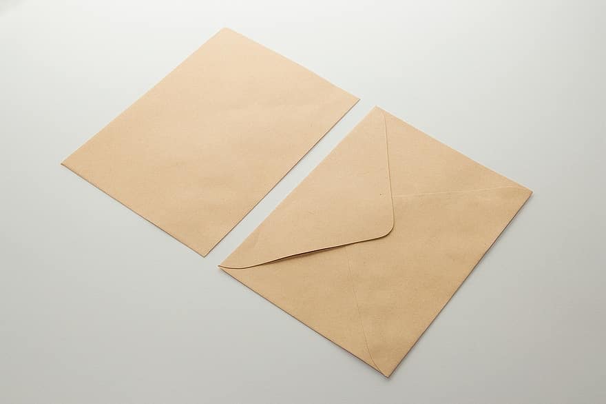 Απίστευτο περιστατικό στη Λέσβο: Έλαβε πριν λίγες μέρες γράμμα που του είχαν αποστείλει από το 2003 (βίντεο)