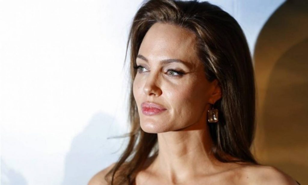 Αντζελίνα Τζολί ντύνεται… πυροσβέστρια για τις απαιτήσεις της ταινίας «Those Who Wish Me Dead»