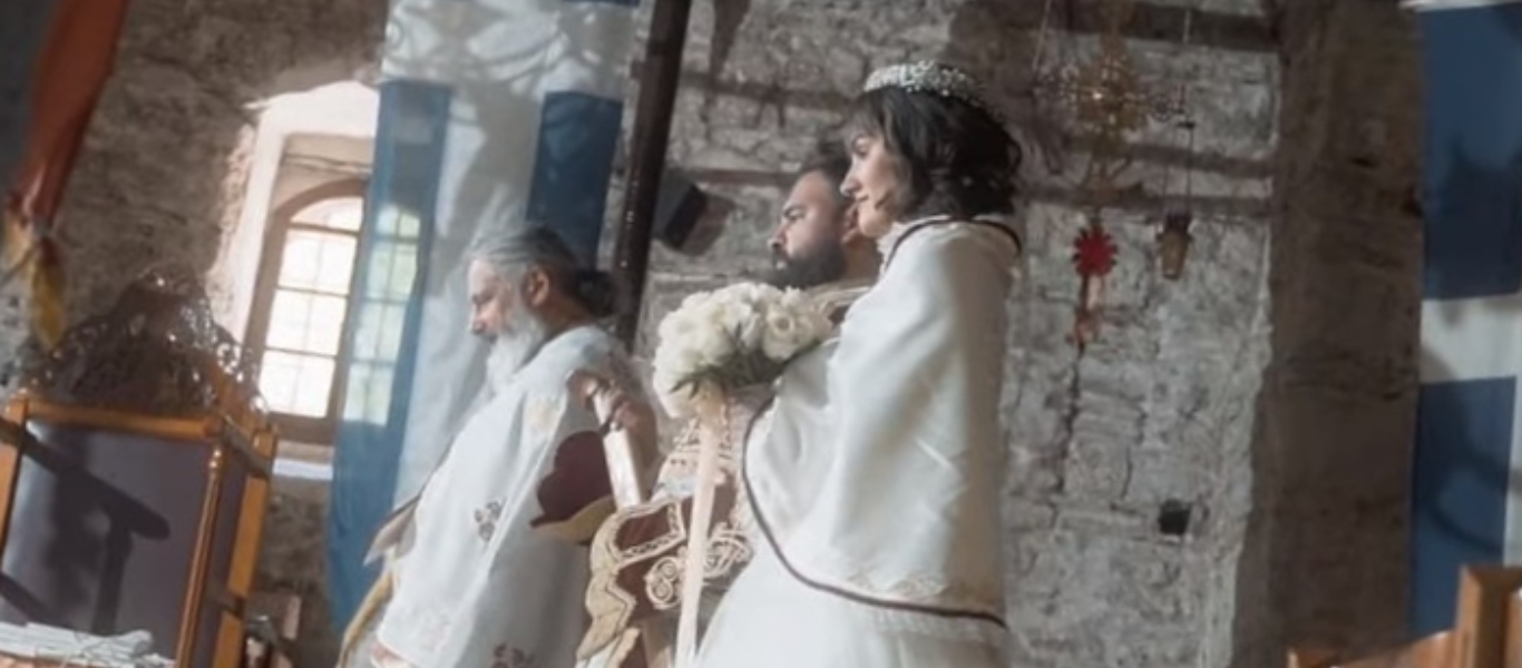 Γάμος με άρωμα από Ελληνική Επανάσταση στα Τρίκαλα – Τίμησαν την συμπλήρωση 200 ετών