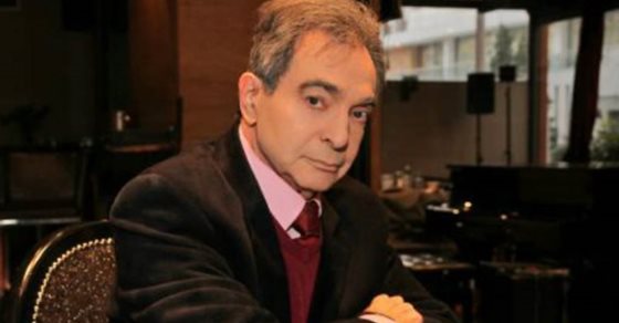 Ο Τέρης Χρυσός εξομολογείται: «Δύο άνδρες πήγαν να με βιάσουν όταν ήμουν δέκα ετών»