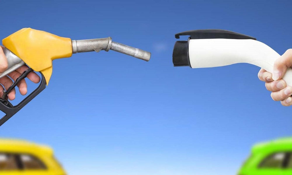 Βενζίνη, diesel, LPG, CNG ή… ρεύμα; – Σε αναζήτηση βέλτιστης λύσης για τα Ι.Χ.