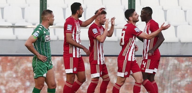 Παναθηναϊκός – Ολυμπιακός: Συνθήματα και αποδοκιμασίες κατά Αλαφούζου και παικτών