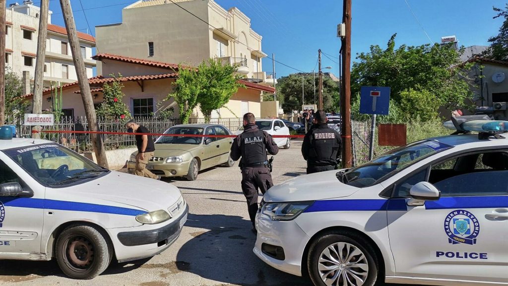 Γλυκά Νερά: Ανακρίνεται στη ΓΑΔΑ ο ύποπτος Γεωργιανός – Στο «μικροσκόπιο» της ΕΛ.ΑΣ 12 ληστείες