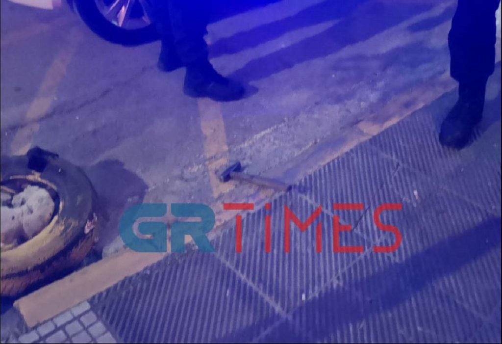 Απίστευτο – Επίθεση σε οδηγό με σφυρί στη Θεσσαλονίκη! (φωτό – βίντεο)