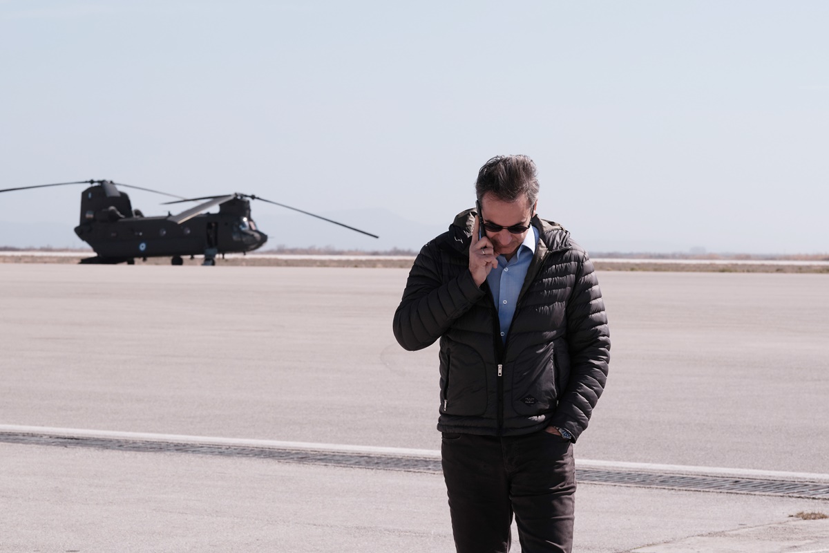 Μυστήριο με το ελικόπτερο του Κ.Μητσοτάκη στην Τήνο: Κανείς δεν ξέρει σε ποιον ανήκε!