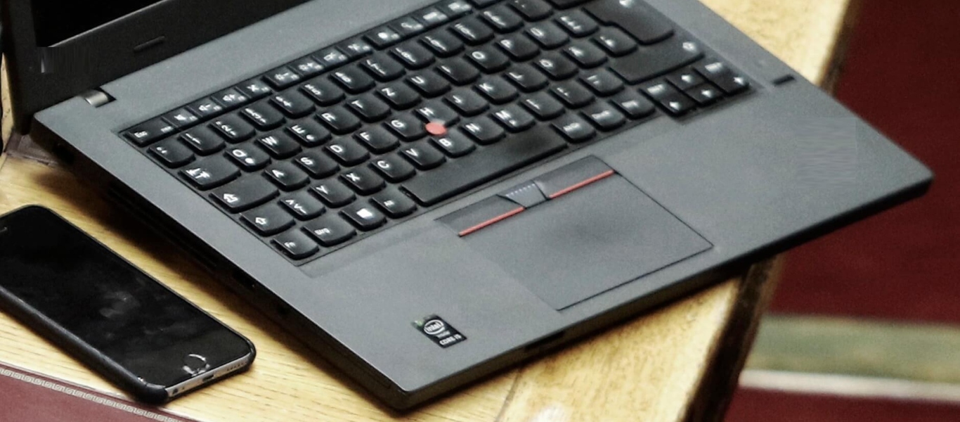 Ραγδαία αύξηση του εθισμού των εφήβων στο διαδίκτυο λόγω των lockdown