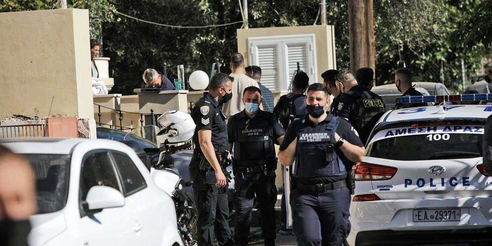 Γλυκά Νερά – Τι λέει για το σκίτσο του υπόπτου ο σύζυγος της Καρολάιν