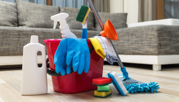 Δέκα λάθη που κάνουμε στο νοικοκυριό και καταστρέφουμε το σπίτι αλλά και την υγεία μας