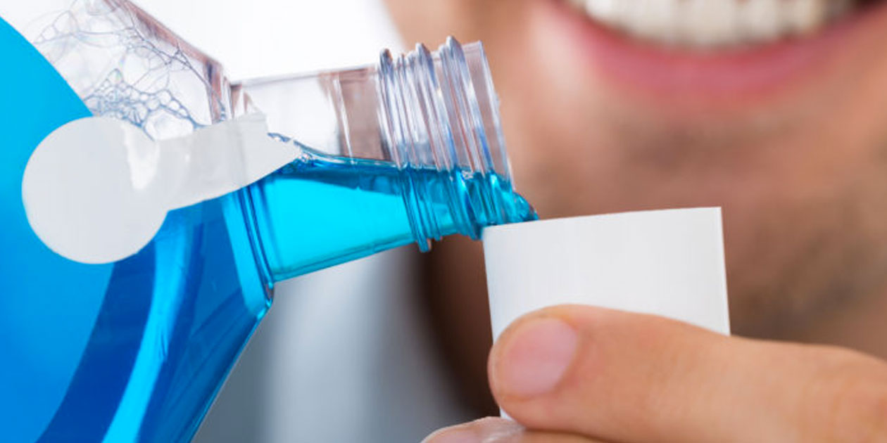 Προσοχή: Μην πλένετε τα δόντια σας με στοματικό διάλυμα αν παίρνετε αυτά τα δύο φάρμακα!