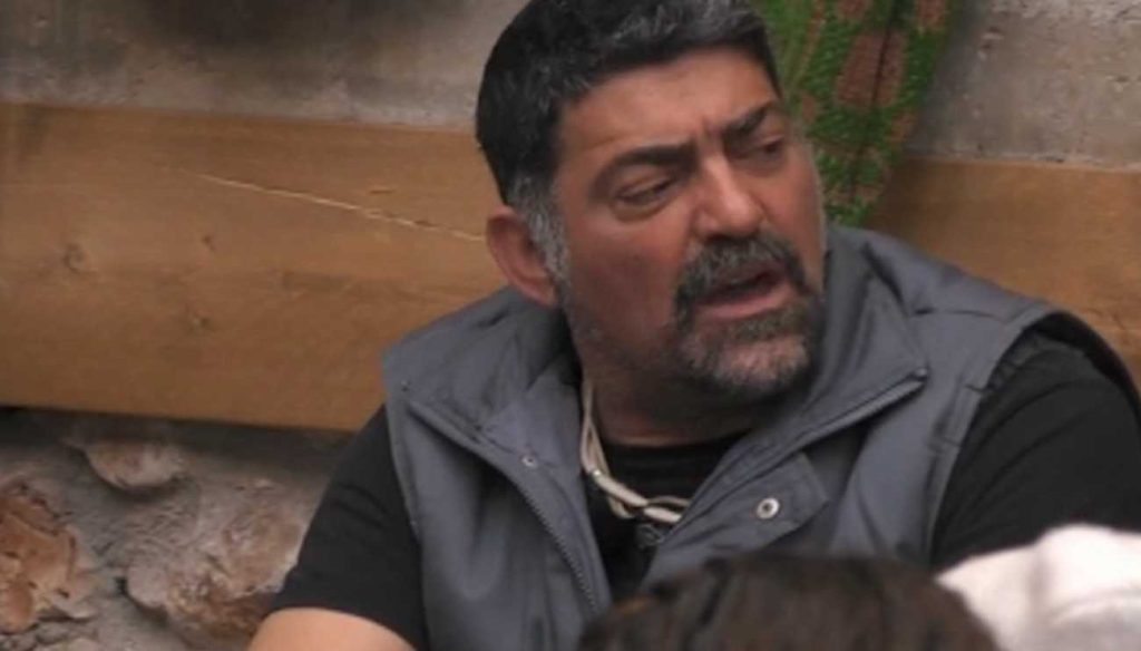 Αποχώρησε οριστικά από την Φάρμα ο Μιχάλης Ιατρόπουλος