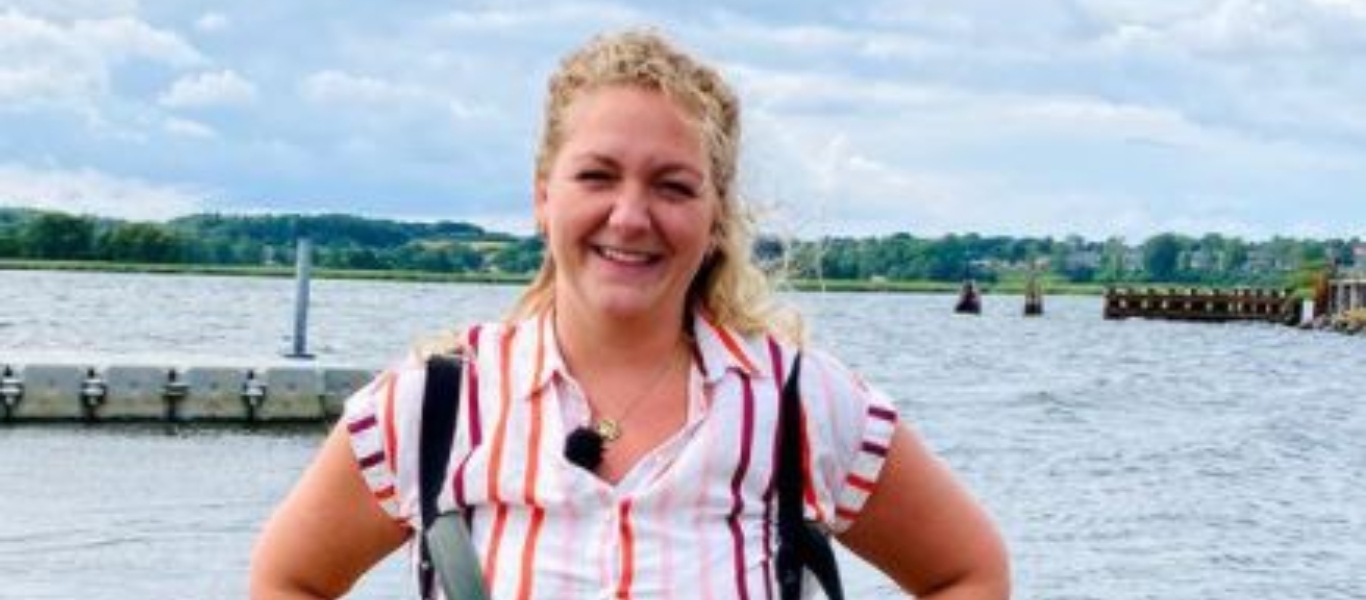 Το ρεπορτάζ από… πρώτο χέρι – Δανή ρεπόρτερ έκανε σεξ σε swinger κλαμπ για χάρη αφιερώματος (βίντεο)