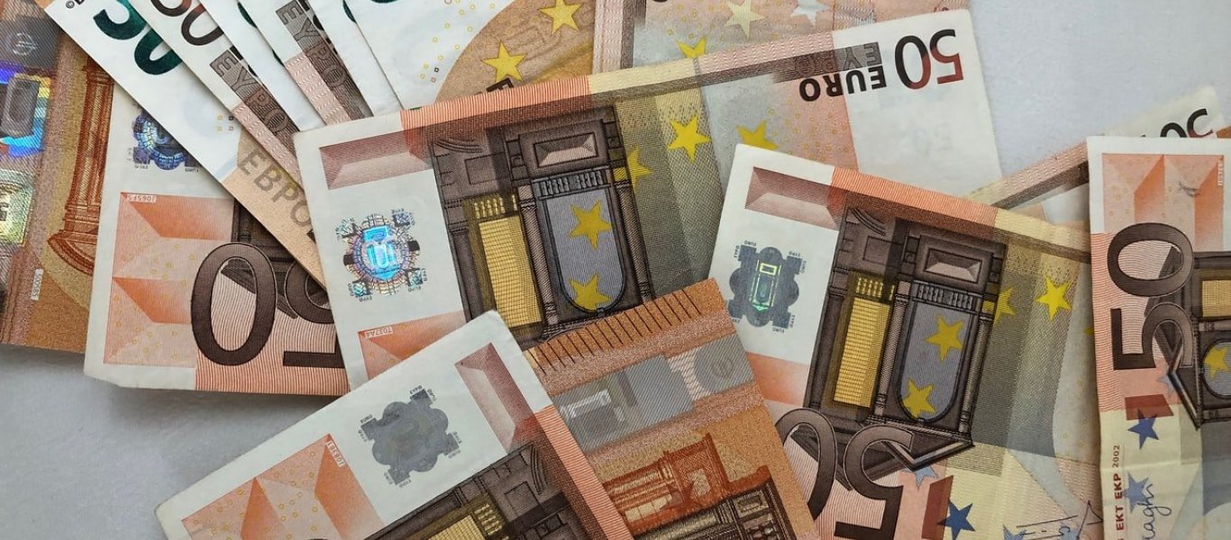 «Έρχονται» αυξήσεις συντάξεων έως και 450 ευρώ – Ποιοι & πότε θα τα λάβουν (πίνακες)