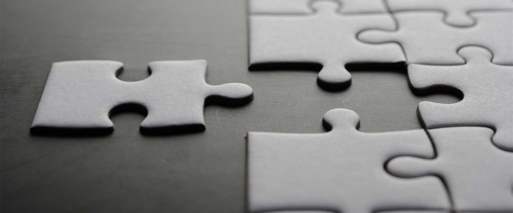 Γρίφος για δυνατούς λύτες: Πόσες τρύπες έχει αυτή η μπλούζα; (φωτο)