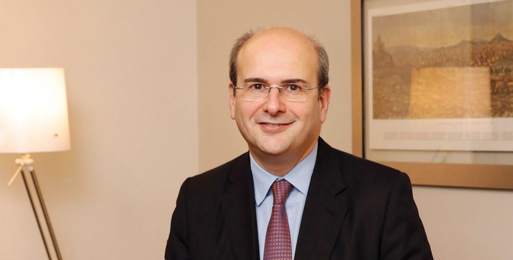 Το Twitter «στήνει στον τοίχο» τον Κ.Χατζηδάκη για το ρεπό αντί για χρήματα στους εργαζόμενους