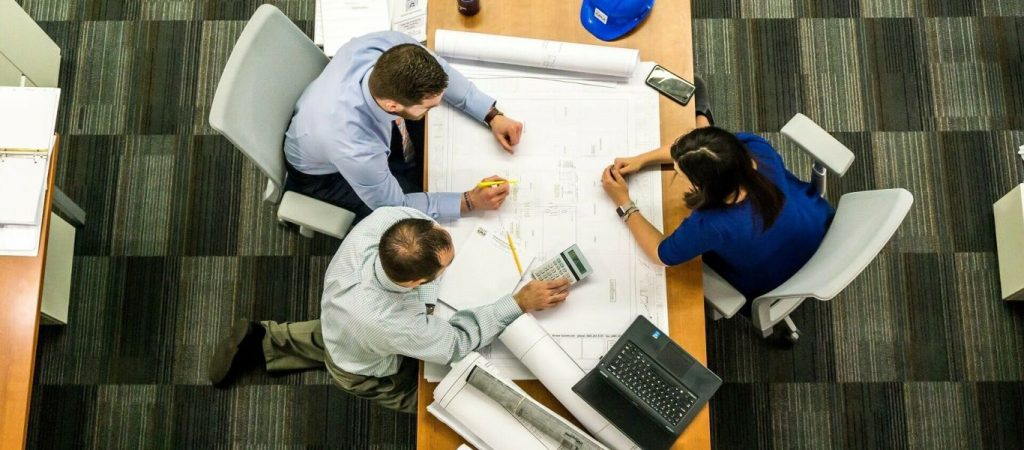 Ανατροπές στο νομοσχέδιο για τα εργασιακά: Ποια τα βασικά «αγκάθια»