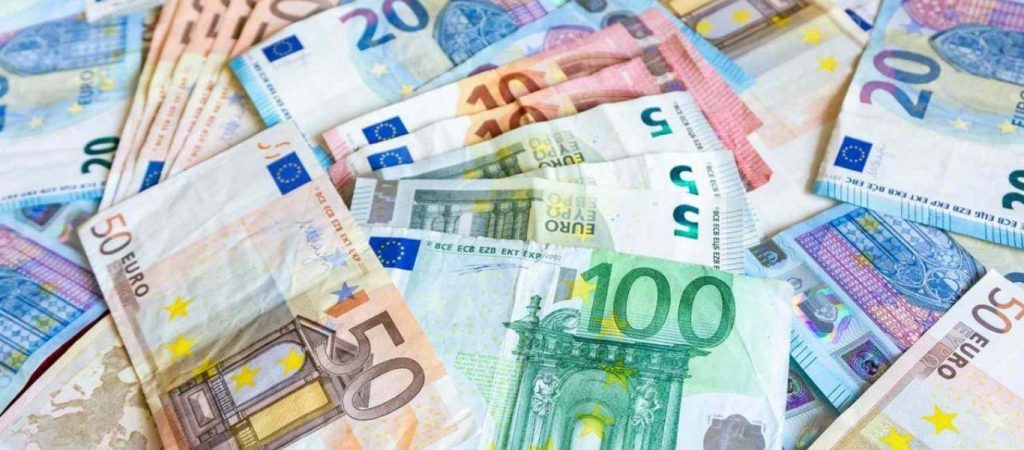 Υπ.Οικονομικών: Δείτε τι θα ισχύσει για τα μειωμένα ενοίκια τον Ιούνιο & τον Ιούλιο