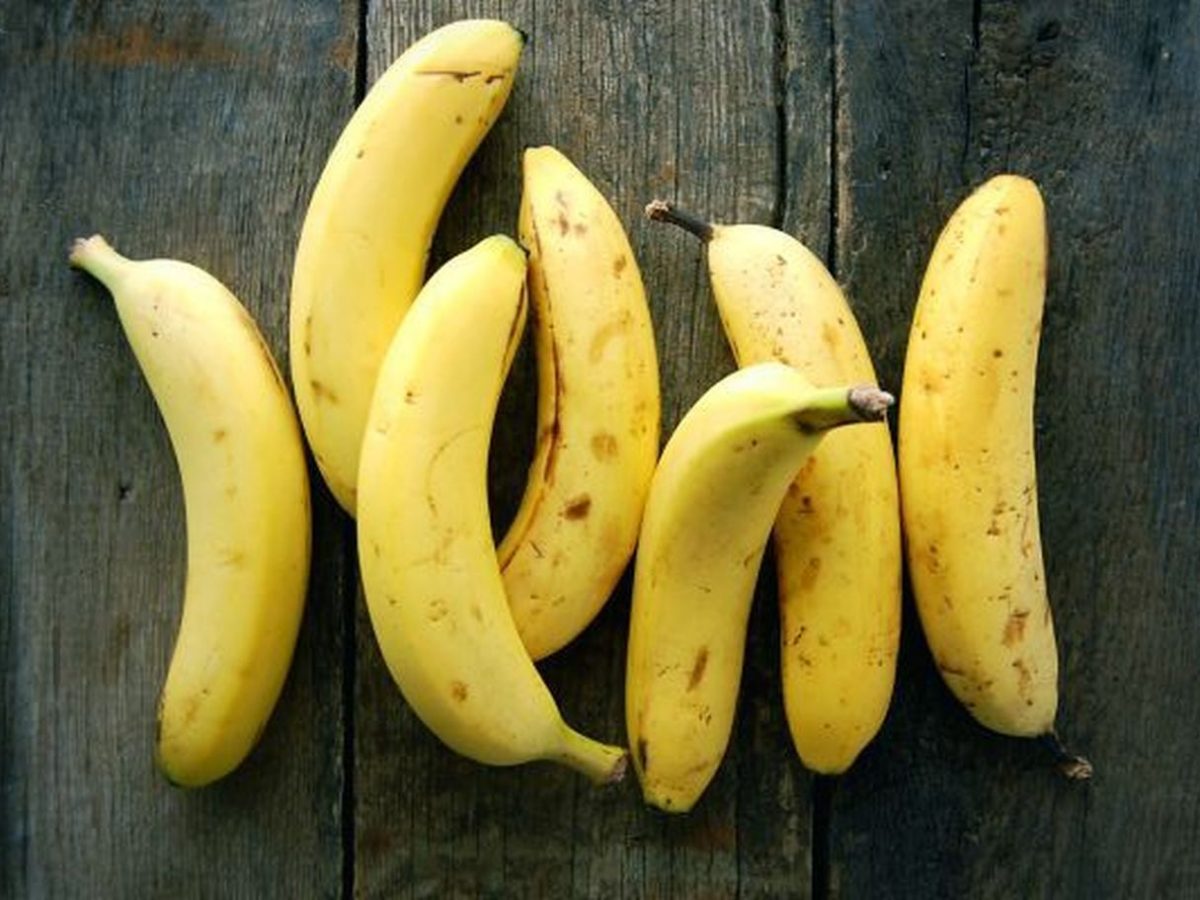 Μπανάνες: Πόσες θερμίδες έχουν; – Ιδιότητες και οφέλη υγείας