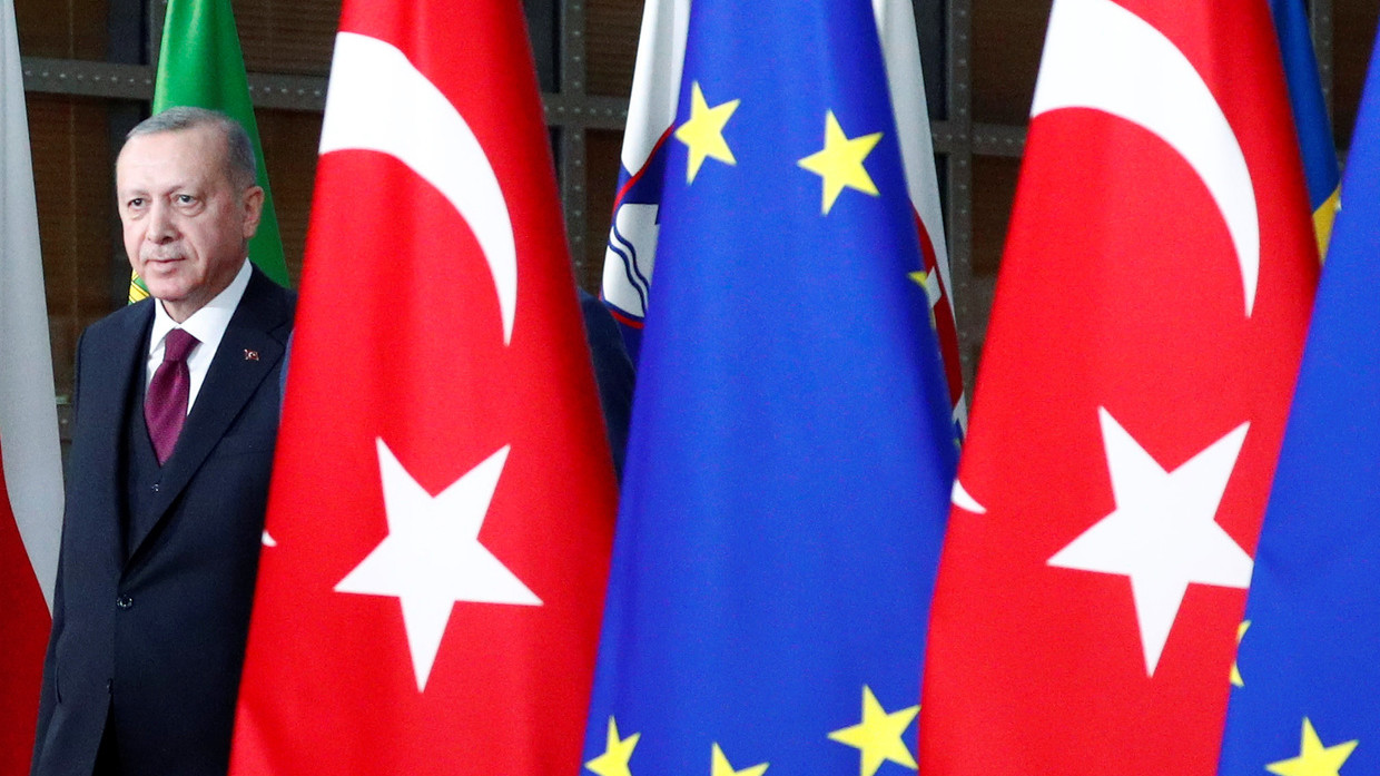 «Βρέχει» δισεκατομμύρια ευρώ στην Τουρκία – Άνοιξαν τις κάνουλες για να την βοηθήσουν να ενταχθεί στην ΕΕ