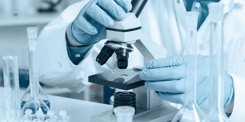 Ερευνητές αναπτύσσουν καινοτόμα θεραπεία εγκεφαλικών όγκων στις ΗΠΑ – Έλληνας ο επικεφαλής