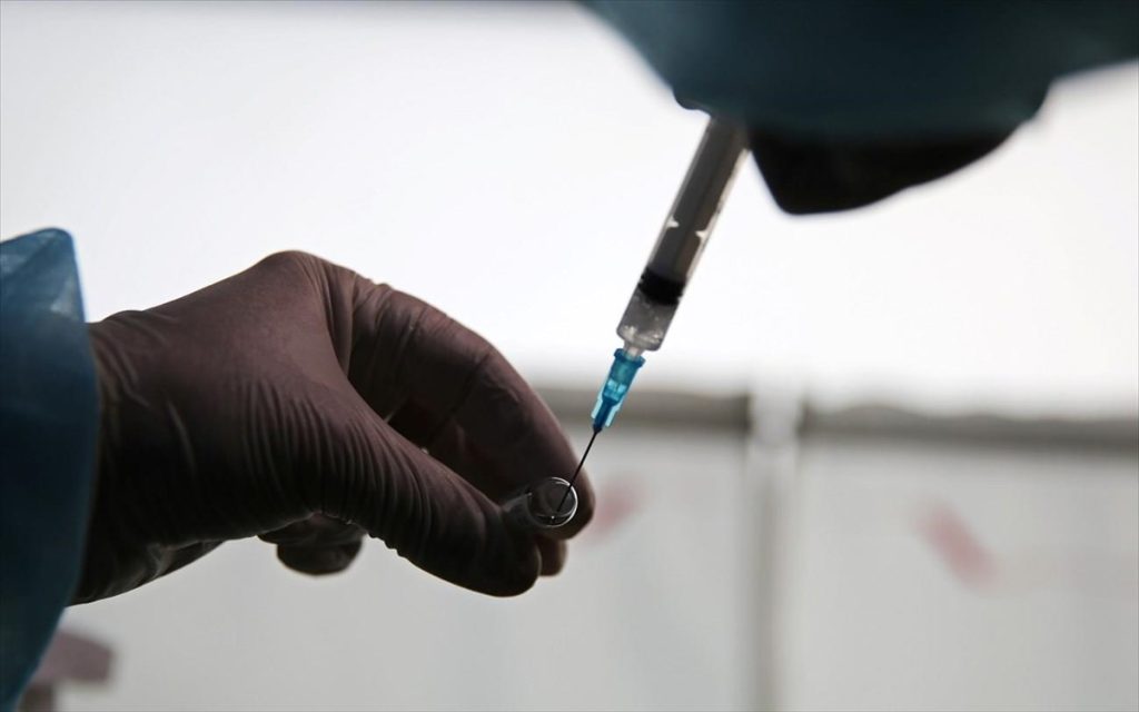 Σε επαφή με «πάνω από 30 χώρες» για τα εμβόλια της η Κούβα – Σε τι φάση βρίσκονται