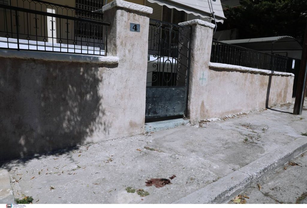 Δολοφονία στην Αγία Βαρβάρα: Βίντεο ντοκουμέντο με τον δράστη να φεύγει από τον τόπο του εγκλήματος