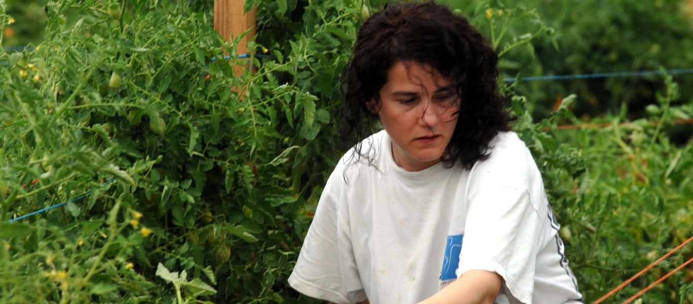 «Πάει περίπατο» το «επιτελικό κράτος» – Μειώνουν επιδόματα στις αγρότισσες για «λογιστικές διαφορές»!