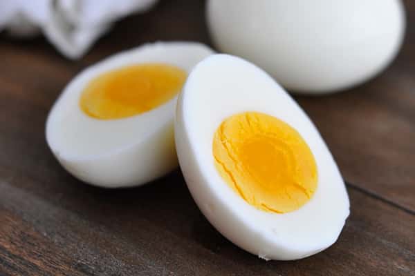 Αυγό: Oι «θαυματουργές» ιδιότητες που έχει για τον οργανισμό μας