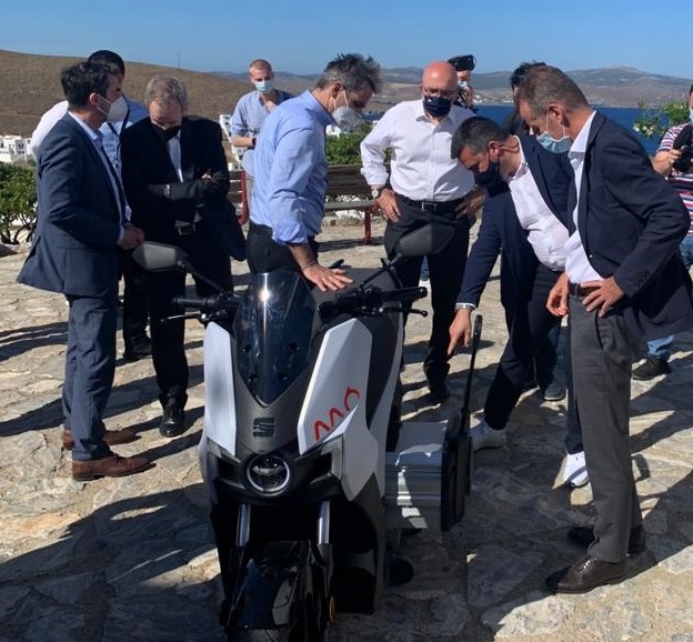 Πρεμιέρα στο «Πράσινο Νησί» της Μεσογείου έκαναν τα ηλεκτρικά Scooter της Seat