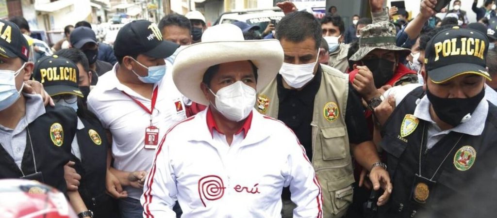 Προβλέπεται «μάχη» στις εκλογές του Περού – Νέα πτώση του Π.Καστίγιο στις δημοσκοπήσεις