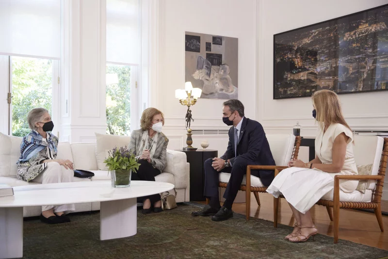 Ο διάλογος του Κ.Μητσοτάκη με την τέως βασίλισσα Σοφία για το Τατόι που προκάλεσε την έντονη αντίδραση του ΣΥΡΙΖΑ