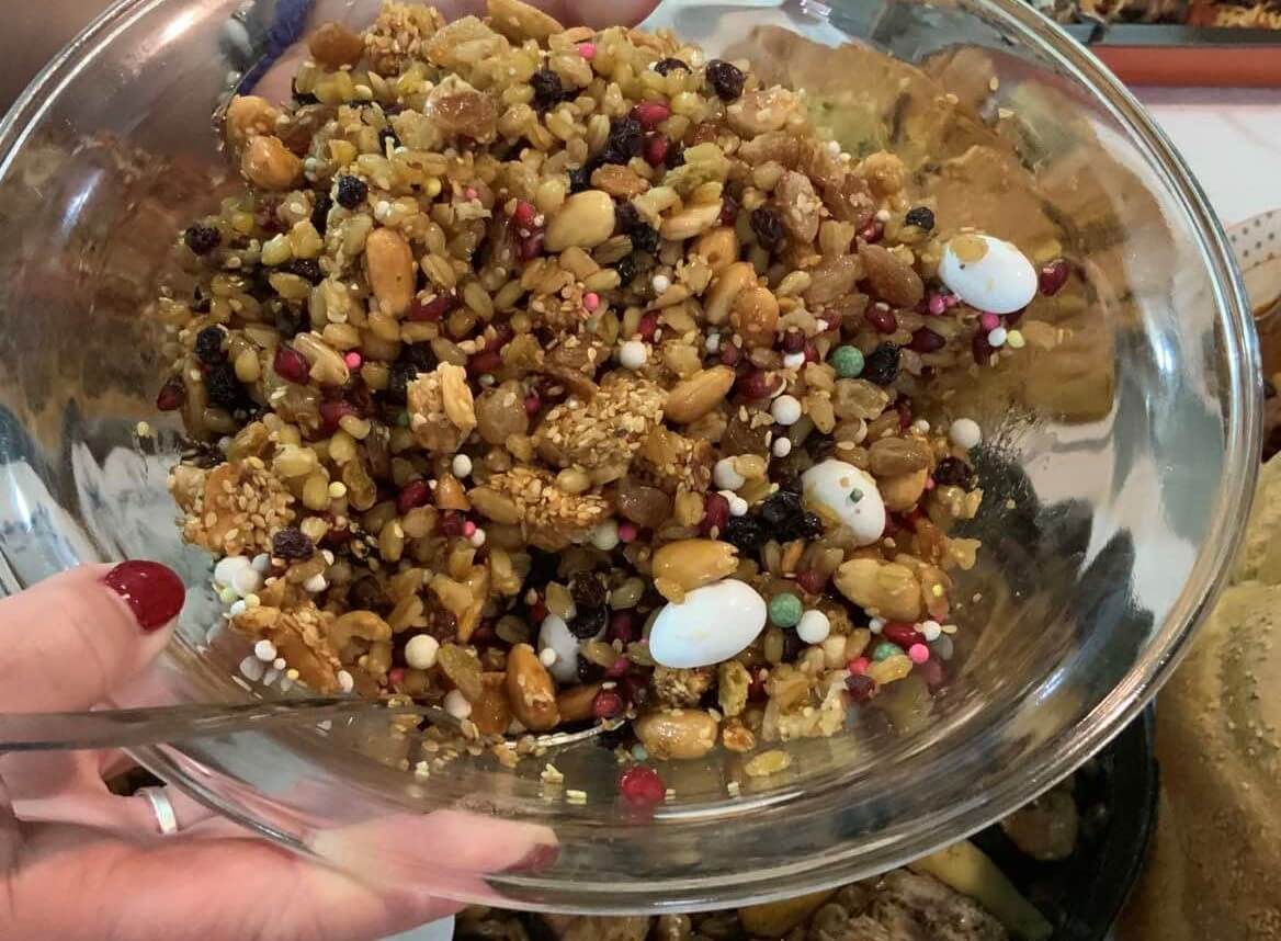 Το γνωρίζατε; – Γιατί στα μνημόσυνα τρώμε κόλλυβα;