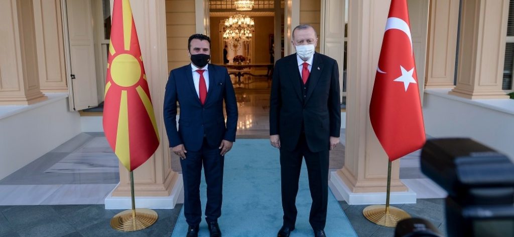 Ο Ρ.Τ.Ερντογάν είδε Ζ.Ζάεφ και Ε.Ράμα και έδωσε «οδηγίες»: «Θα σας στηρίζουμε εμείς»