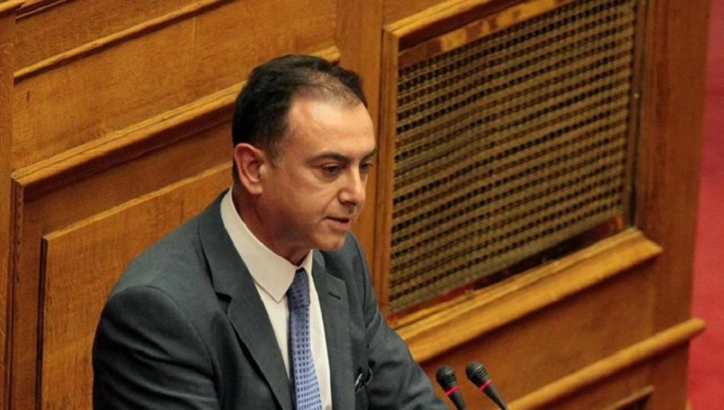 Ο βουλευτής της ΝΔ Χ.Κέλλας γλέντησε μετά μουσικής σε γάμο ενώ απαγορεύεται η μουσική (φώτο)