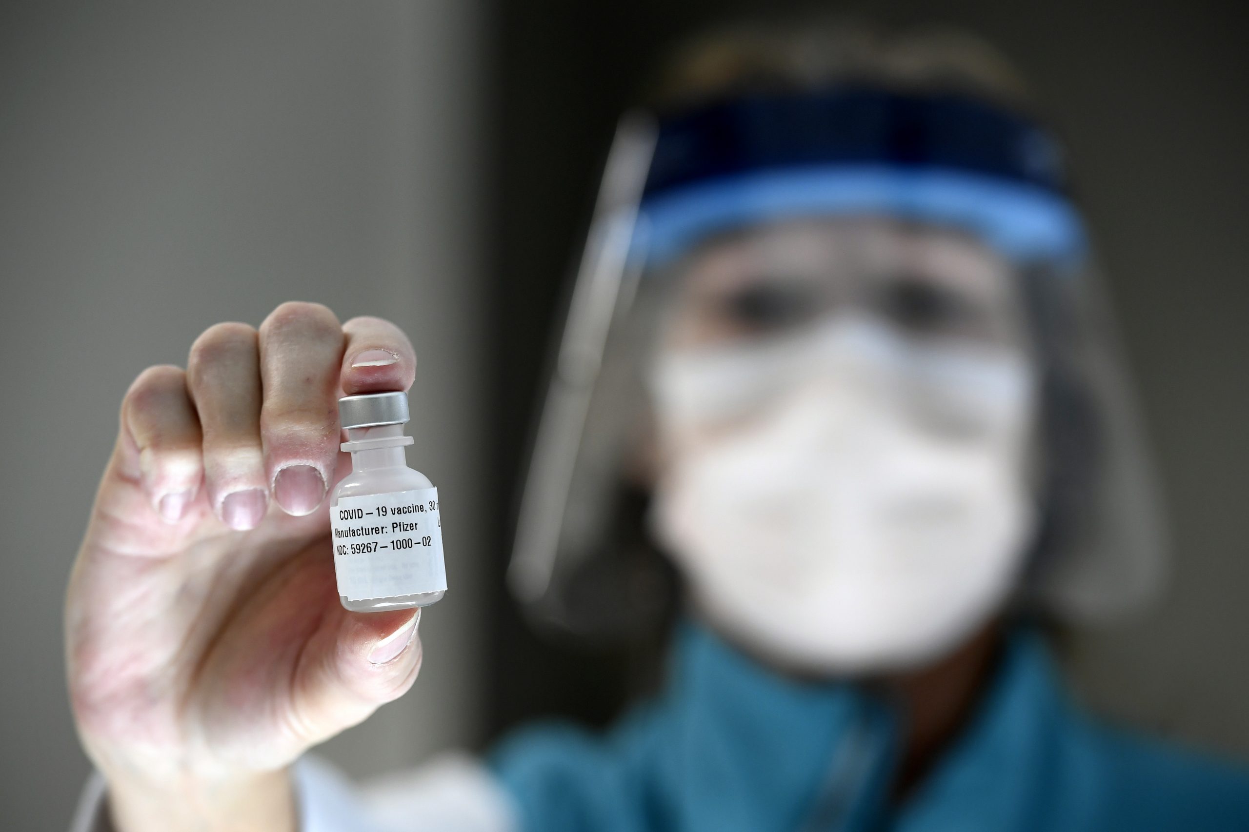 Καταγγελία από Γάλλο υγειονομικό: Αυξήθηκαν κατακόρυφα τα εγκεφαλικά επεισόδια μετά τους εμβολιασμούς