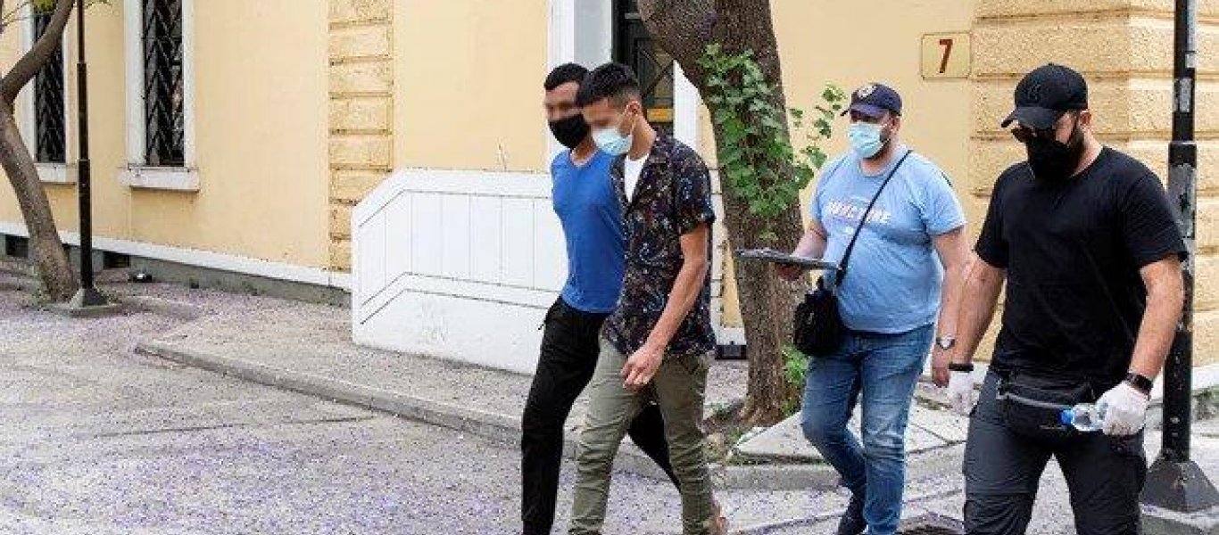 Δικάζονται σήμερα οι δύο Πακιστανοί για την επίθεση στην 25χρονη στην Αγία Μαρίνα