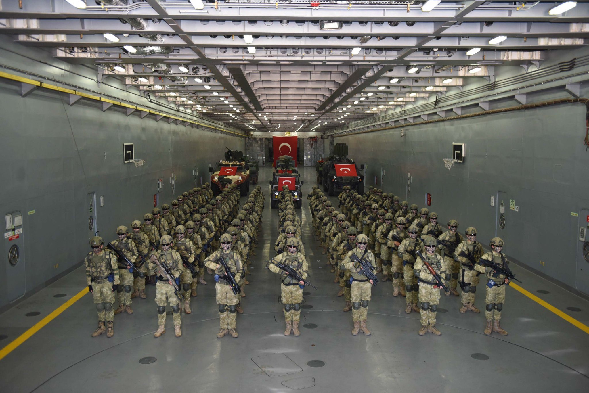 Άσκηση «Θαλλασσόλυκος-21»: Σενάριο κρίσης με Ελλάδα και προσομοίωση αποβατικών ενεργειών σε ελληνικά νησιά