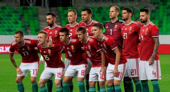 Η oυγγρική εθνική ποδοσφαίρου δεν γονατίζει για το Black Lives Matter: «Η πολιτική δεν έχει θέση στα γήπεδα»