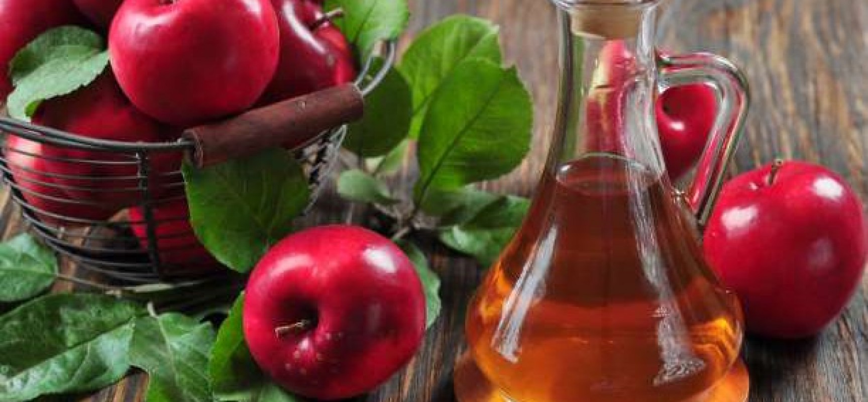 Αποτοξίνωση με μηλόξυδο: Πώς γίνεται και τι ευεργετικά οφέλη προσφέρει στον οργανισμό