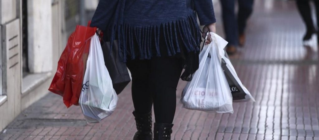 Νέα έρευνα: Σχεδόν 1 στους 10 πολίτες στην ΕΕ έχει αγοράσει προϊόντα-«μαϊμού» εν αγνοία του