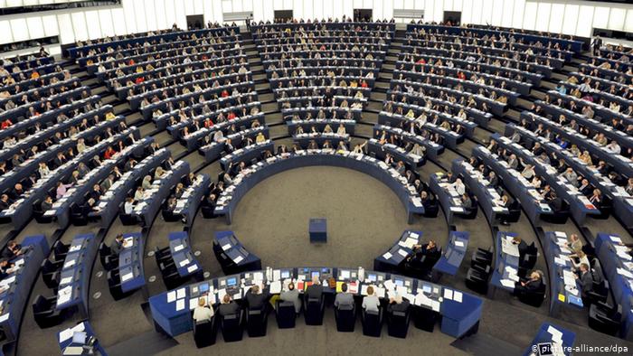Το Ευρωκοινοβούλιο καλεί την ΕΕ να αποφασίσει περισσότερες κυρώσεις κατά της Λευκορωσίας