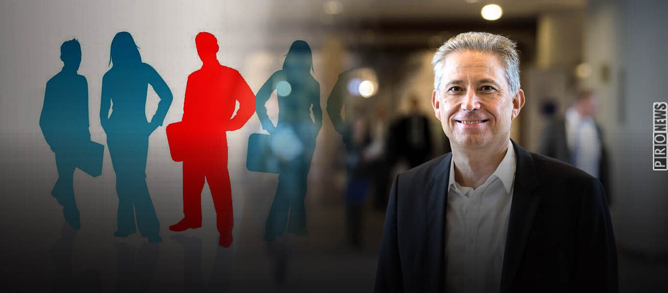 Κ.Χρυσόγονος κατά Α.Γεωργιάδη: «Δεν μπορείς να απολύσεις έναν μη εμβολιασμένο» – Τι αναφέρει για διαθεσιμότητα