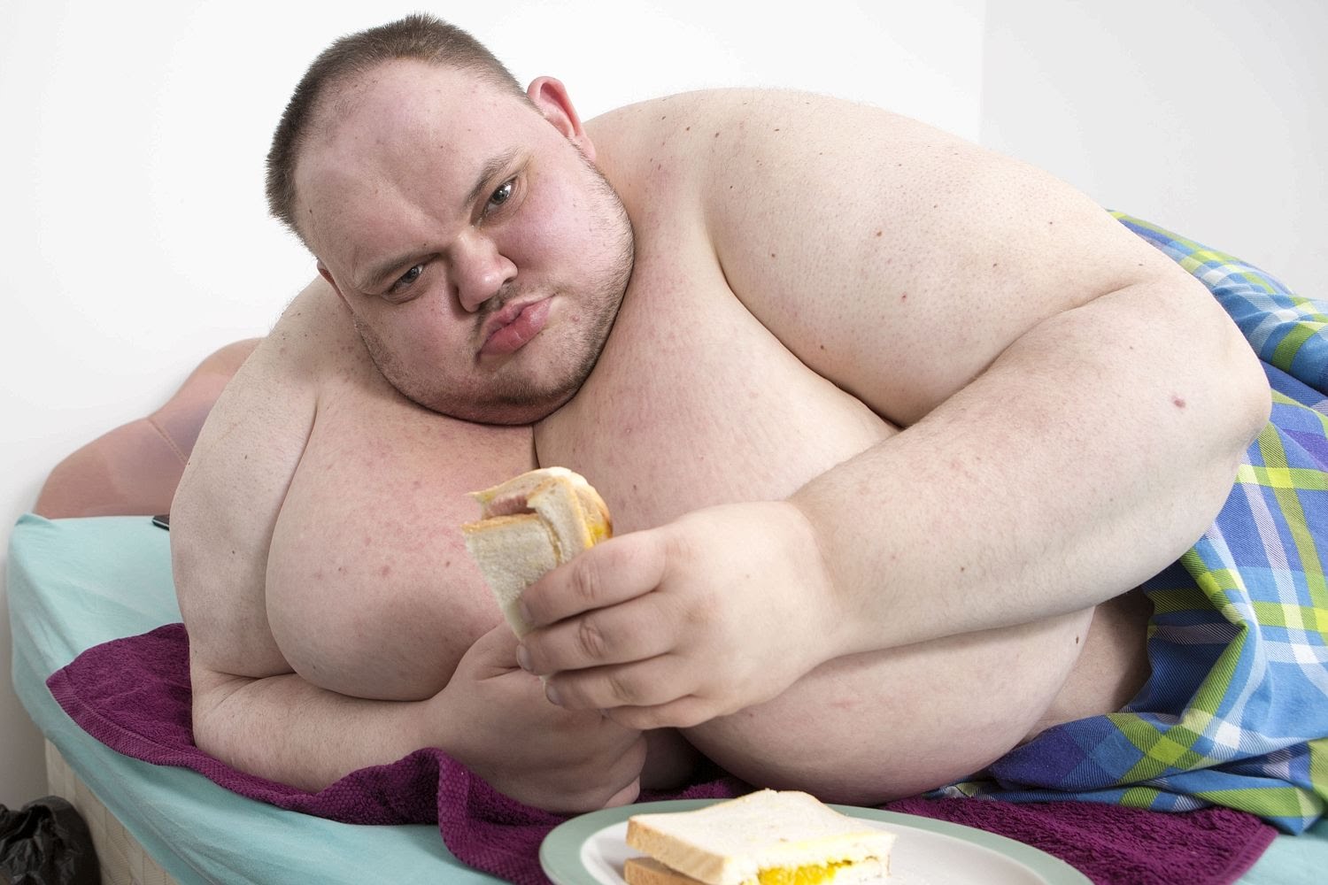 Tα περιττά κιλά μειώνουν τη γονιμότητα στους άνδρες – Αδυνατίστε για να αποκατασταθεί η γονιμότητά σας