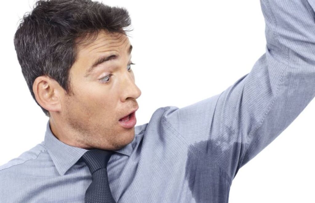 Έξι συμβουλές για να μην μυρίζει άσχημα το σώμα σας από τον ιδρώτα