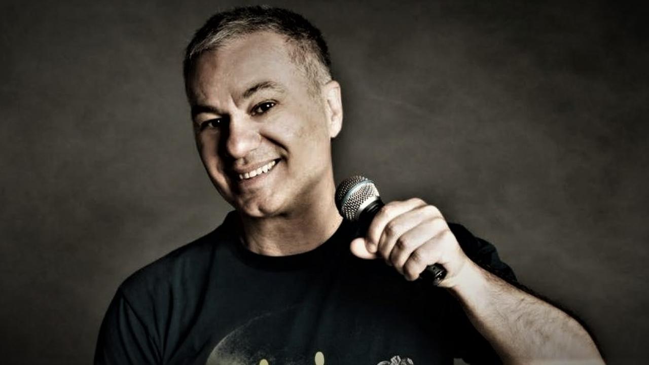 Απίθανο τρολάρισμα Χ.Ζαραλίκου σε Κ.Μητσοτάκη: Ως «MC Μωυσής» απαντάει στον Μιθριδάτη (βίντεο)