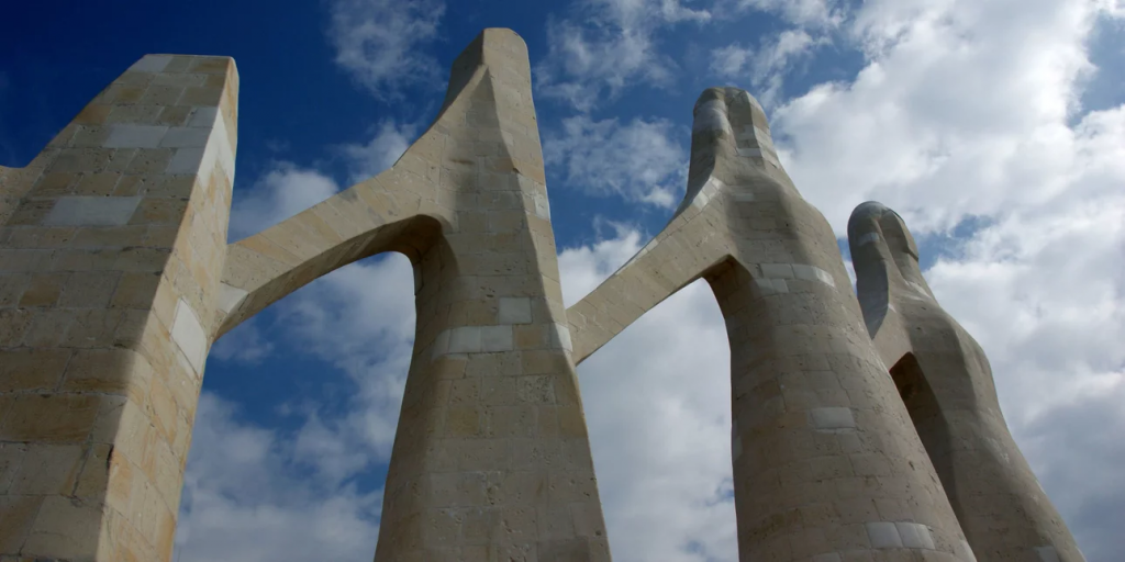 Μνημείο Νεότερης Πολιτιστικής Κληρονομιάς ο «Ζάλογγος» του Ζογγολόπουλου -Οσο μία πενταόροφη πολυκατοικία