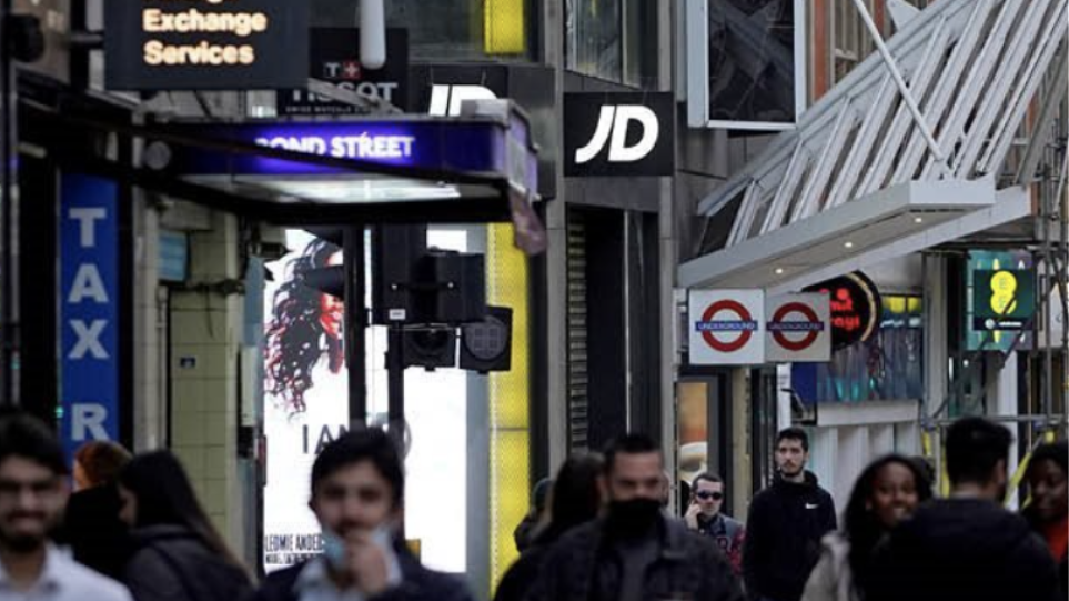 Κορωνοϊός: Ο Μπόρις Τζόνσον έτοιμος να ανακοινώσει παράταση των μέτρων στη Βρετανία