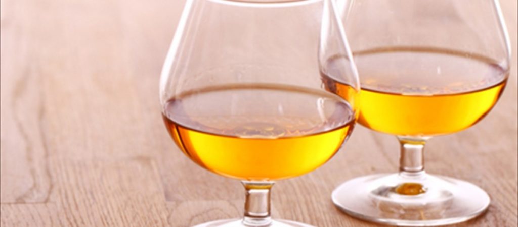 ΕΕ: Θα πληρώσει ακριβά την Αρμενία για να μετονομάσει το κονιάκ της