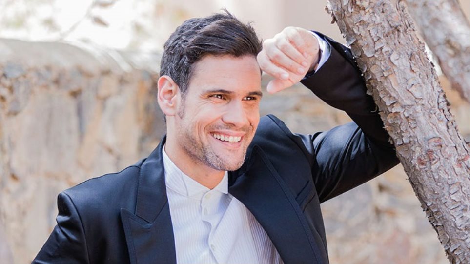 Δημήτρης Ουγγαρέζος: Είμαι στον ΑΝΤ1 και σέβομαι το ψωμάκι που τρώω